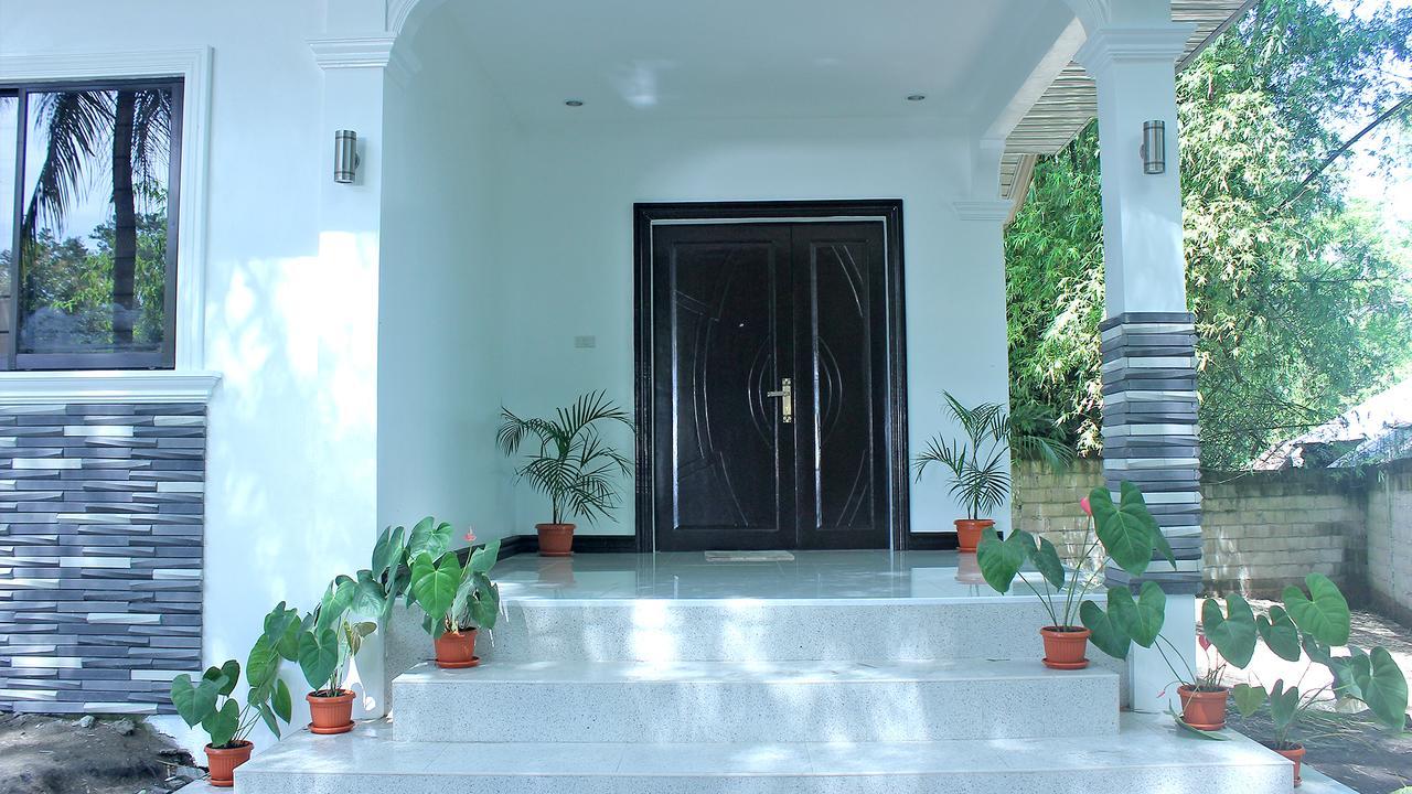 Hanella'S Place Bacong  Bagian luar foto